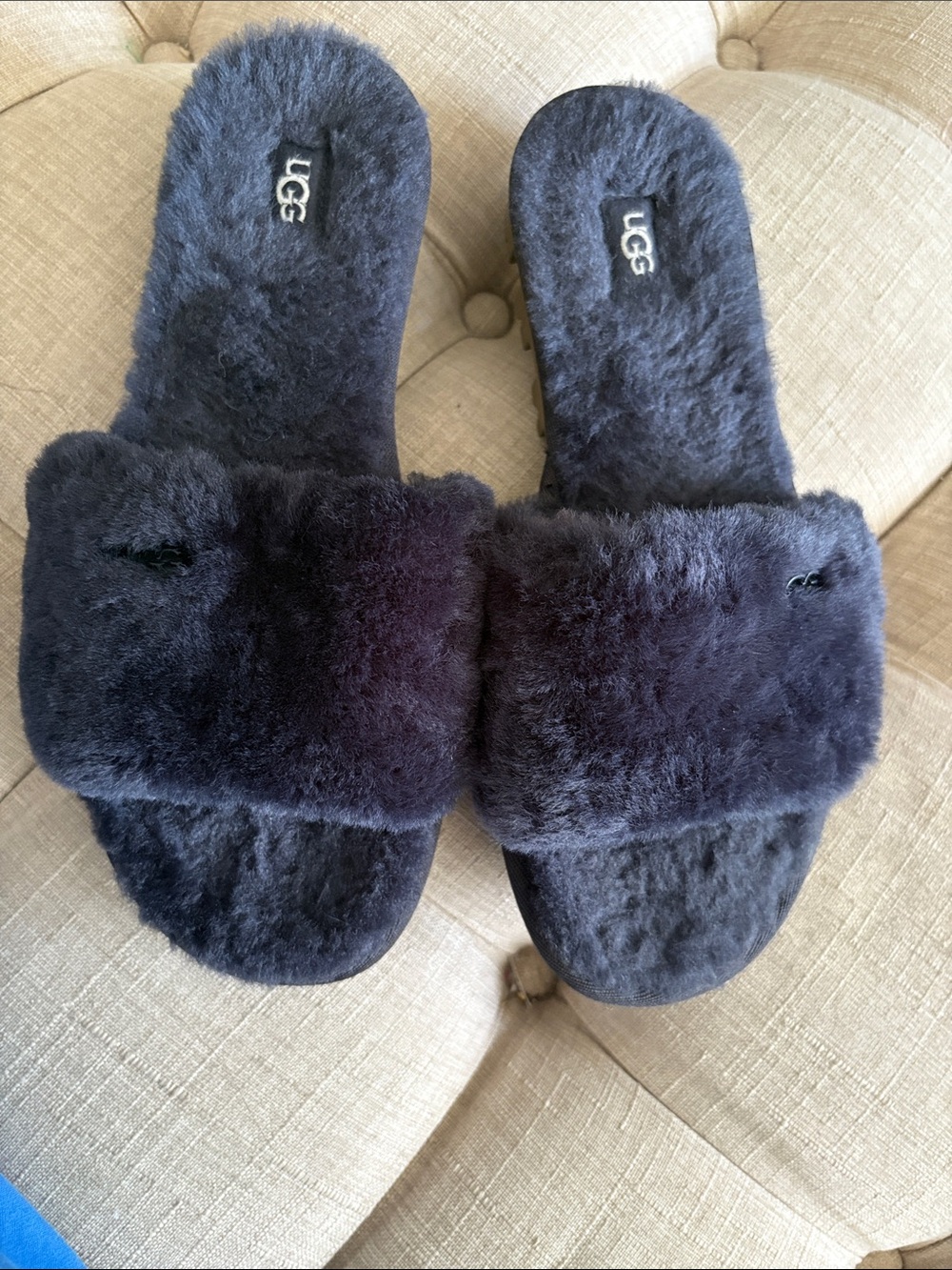 UGG Cozette Women's Grey Plush Slide Slippers